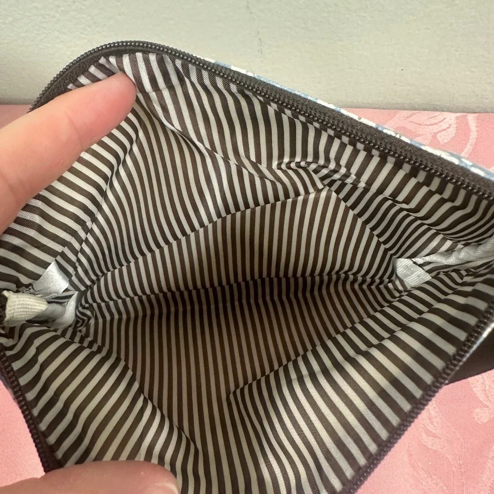 Thirty-One Mini Zipper Pouch Garden Bloom Blue Floral Makeup Bag 3013294GS11